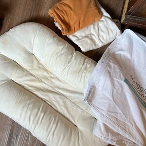 Snuggle Me Organic with 2 Covers